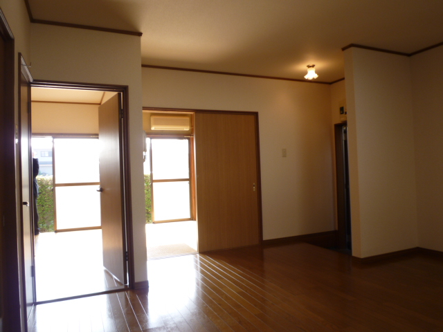 Living and room. Same property, It is a photograph of another room