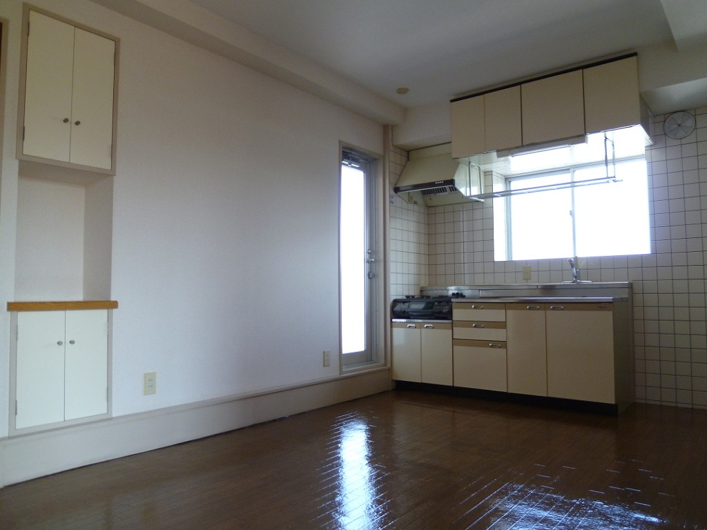 Kitchen. Reference photograph