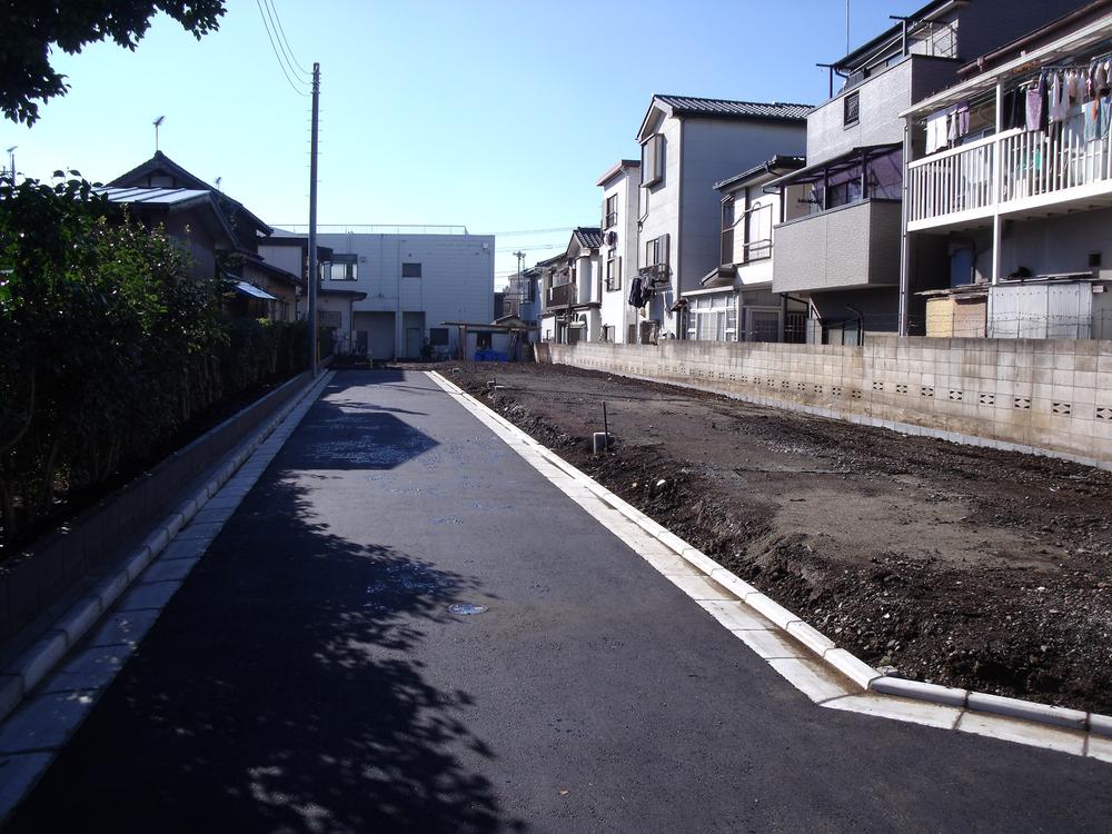 Local photos, including front road. Local (January 2013) Shooting