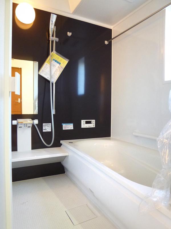 Bathroom. 15 Building Bathroom