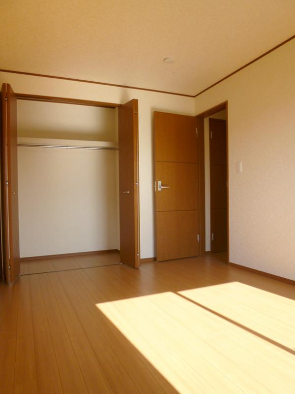 Non-living room. 15 Building Western style room