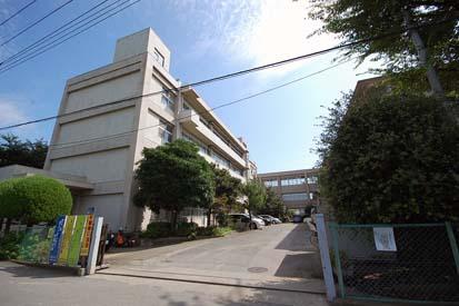 Primary school. Asaka 1800m to the third elementary school