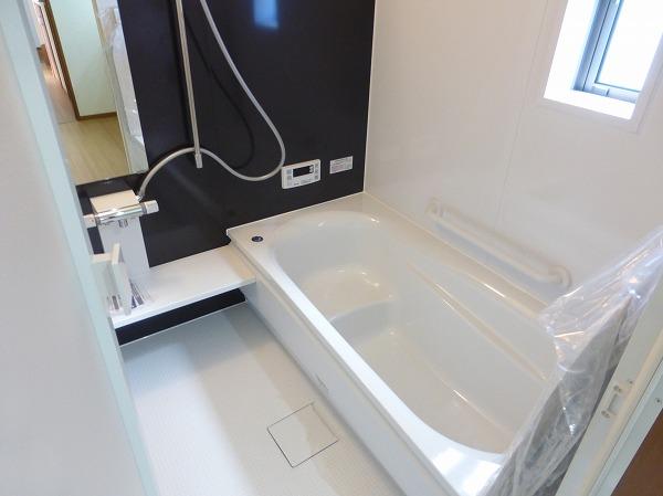 Bathroom. 13 Building Bathroom