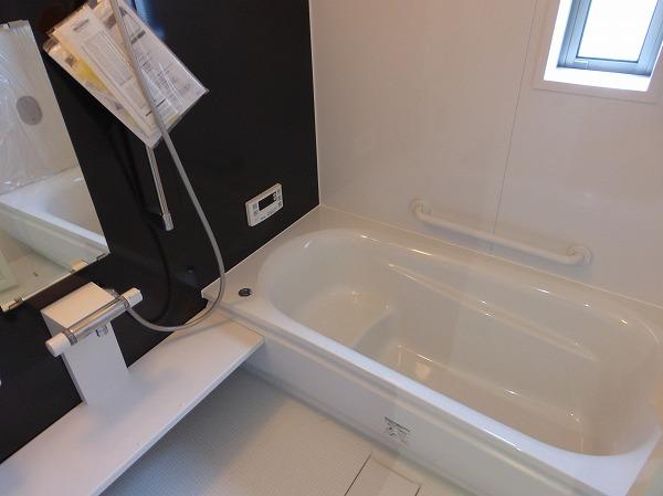 Bathroom. 14 Building Bathroom