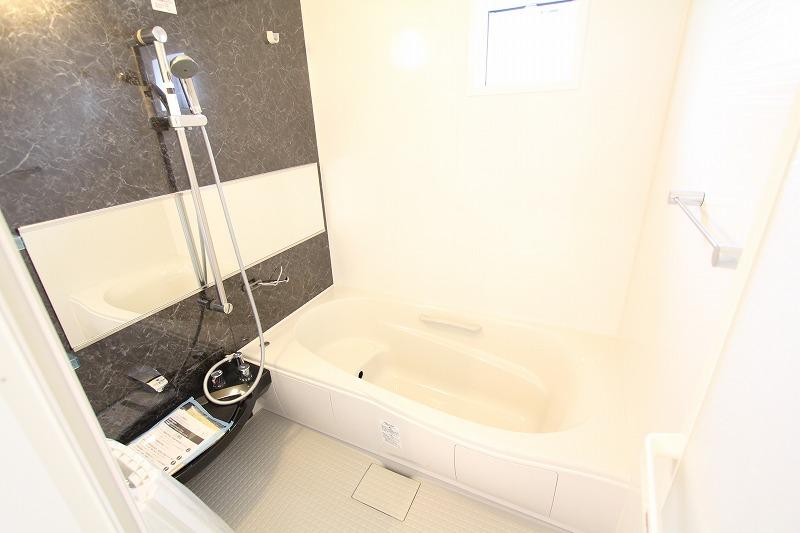 Bathroom. Indoor (July 2013) Shooting