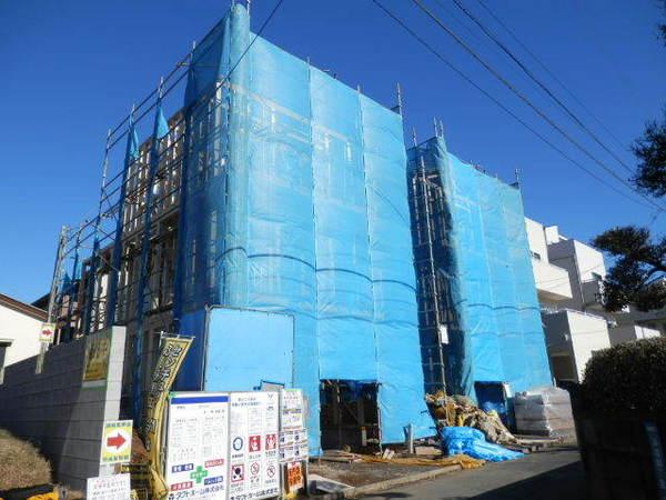 Local appearance photo. Local (12 May 2013) Shooting