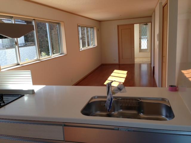 Same specifications photos (living). Same specifications Photos