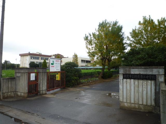 Junior high school. ◆ Asaka 1900m to the second junior high school