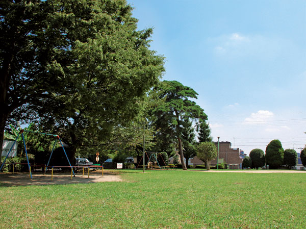 Surrounding environment. Nishikubo park (760m ・ A 10-minute walk)