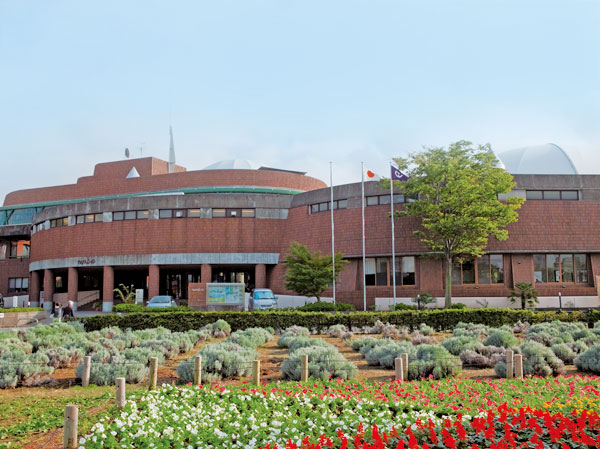 Surrounding environment. Asaka health promotion center thrilled dome (1550m ・ A 20-minute walk)