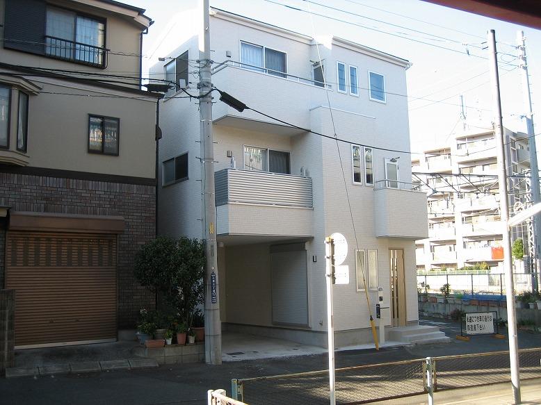 Construction ・ Construction method ・ specification. The seller already subdivision site ・ ・ ・ Paste exterior wall siding board