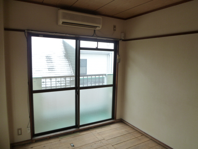 Other room space. Reform in