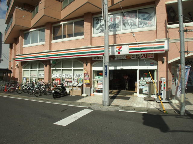 Convenience store. Seven-Eleven Asaka Station East store up (convenience store) 72m