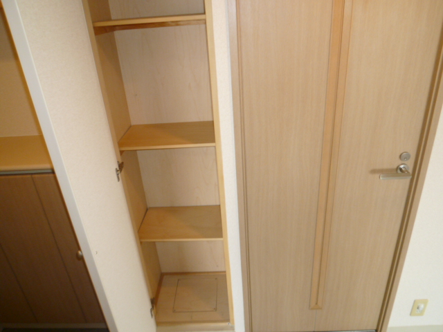 Receipt. It is another room of the same type.