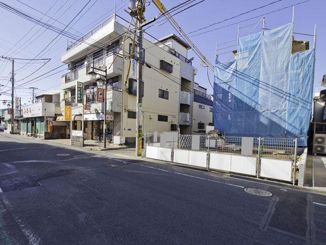 Local photos, including front road