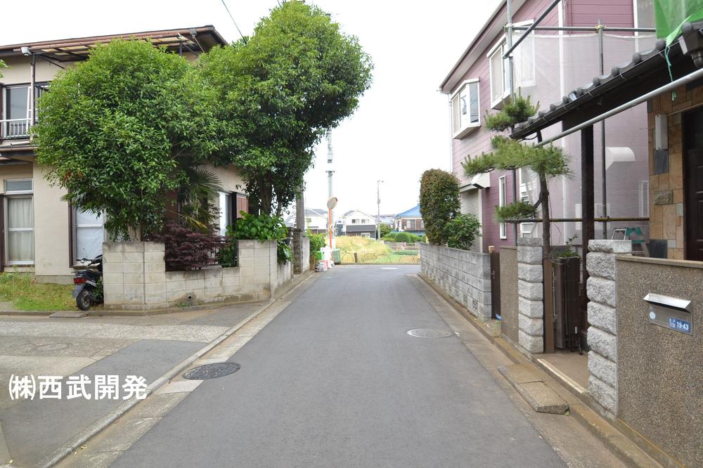 Local photos, including front road. Local (May 2013) Shooting