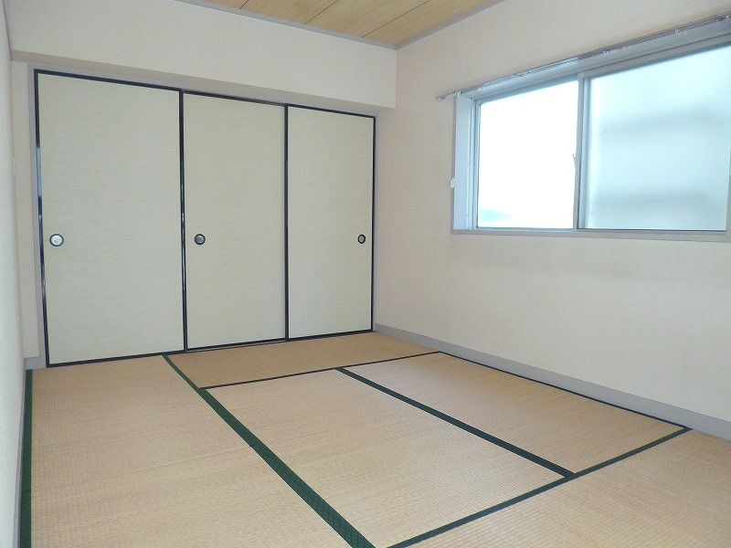 Other room space. Corner room two-sided lighting ☆