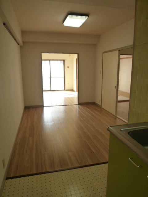 Living and room. It is another room of the same type.