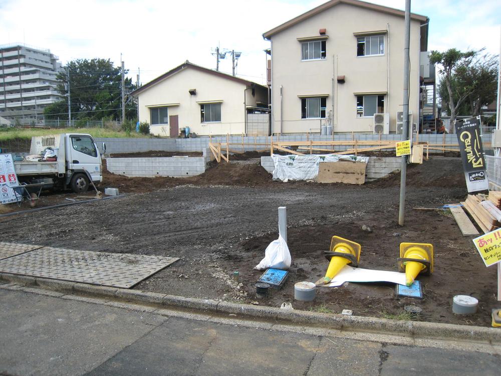 Local appearance photo. Local (10 May 2013) Shooting