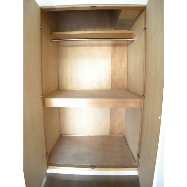 Receipt. Room storage