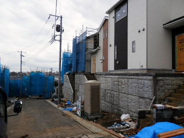 Local appearance photo. Local (10 May 2013) Shooting