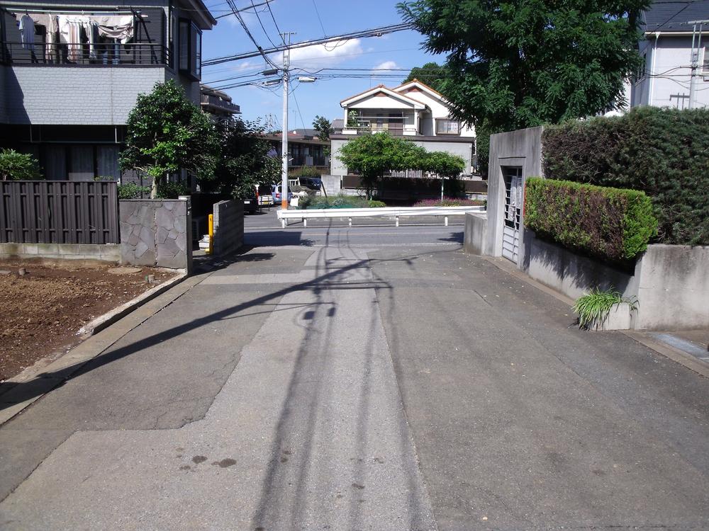 Local photos, including front road. Local (September 2013) Shooting