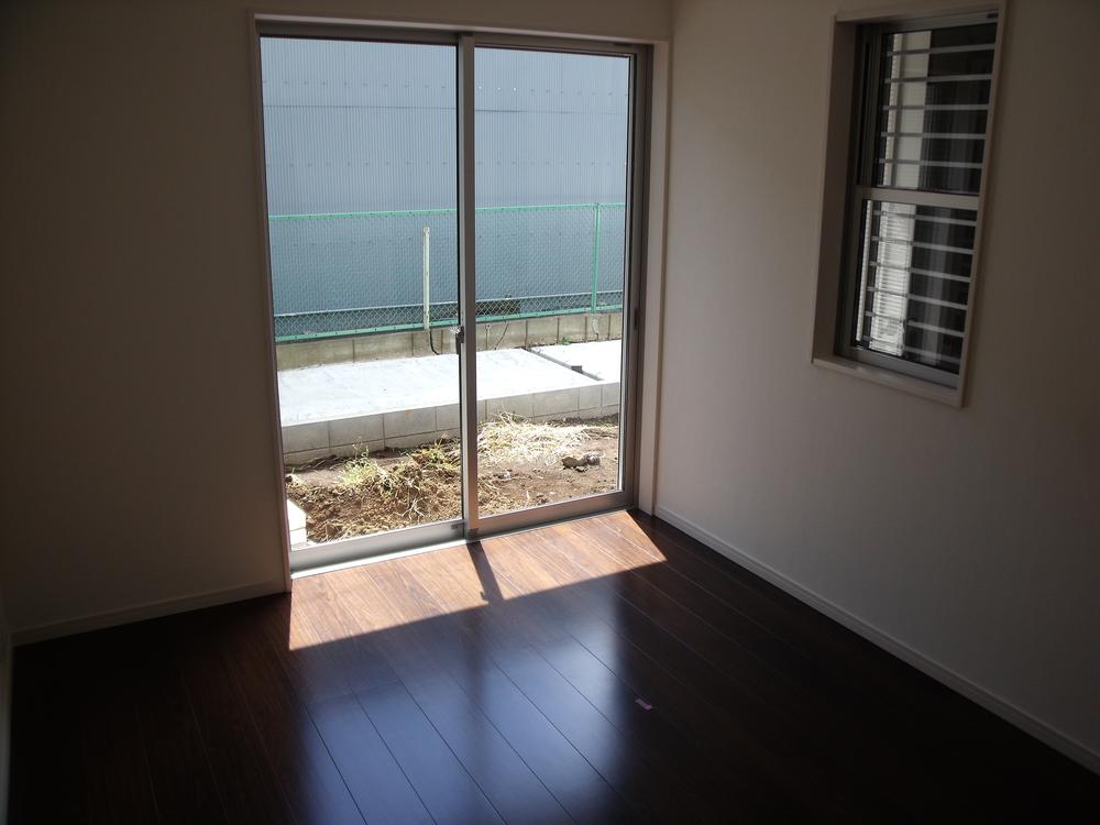 Non-living room. Indoor (September 2013) Shooting