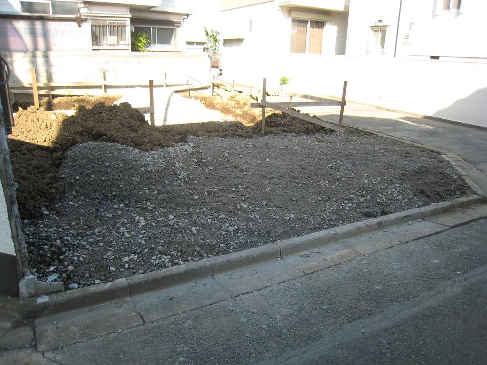 Local photos, including front road. Local (October 28, 2013) Shooting