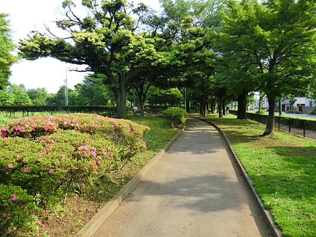 park. 740m to Aobadai park
