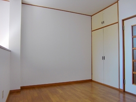 Living and room. ◆ About 6 Pledge of room ◆