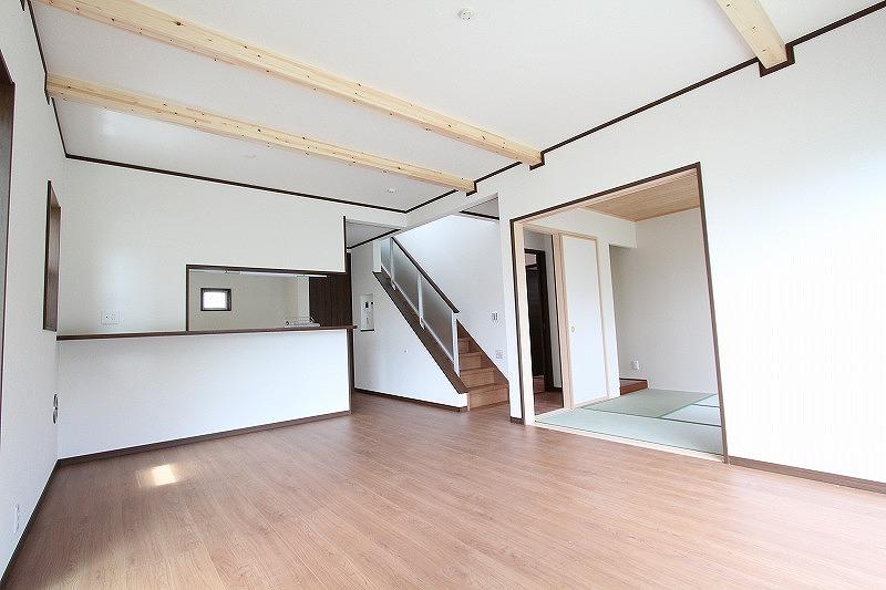 Same specifications photos (living). Same specifications Photos living