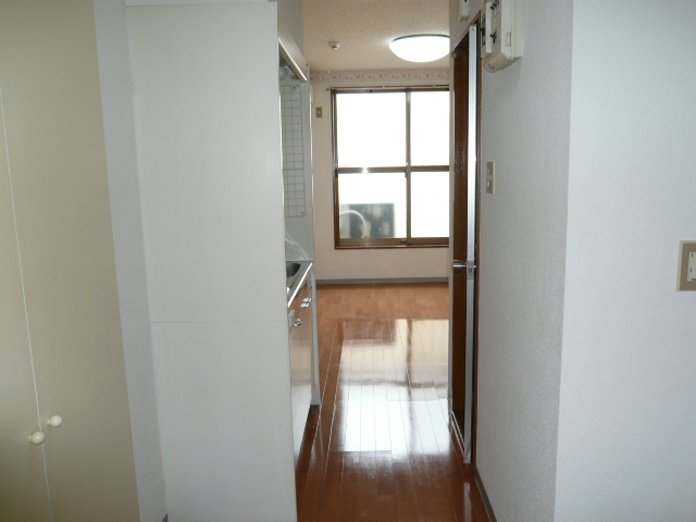 Entrance. Same property, Is another of the room.