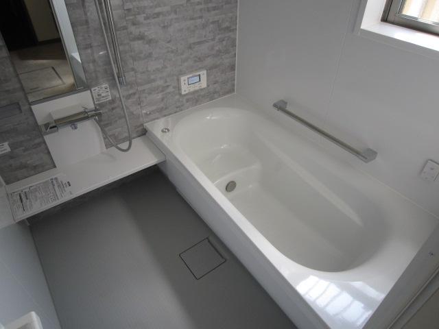 Bathroom. Room (August 2013) Shooting