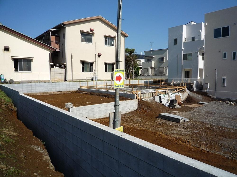 Local appearance photo. Local: 2013 October