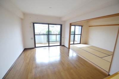 Living and room. Same type