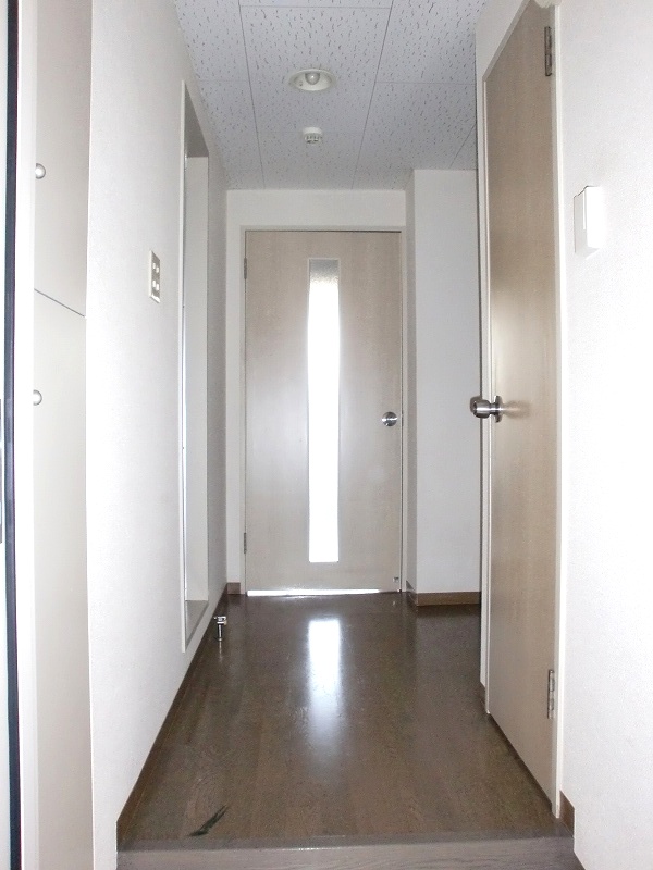 Entrance. Reference photograph