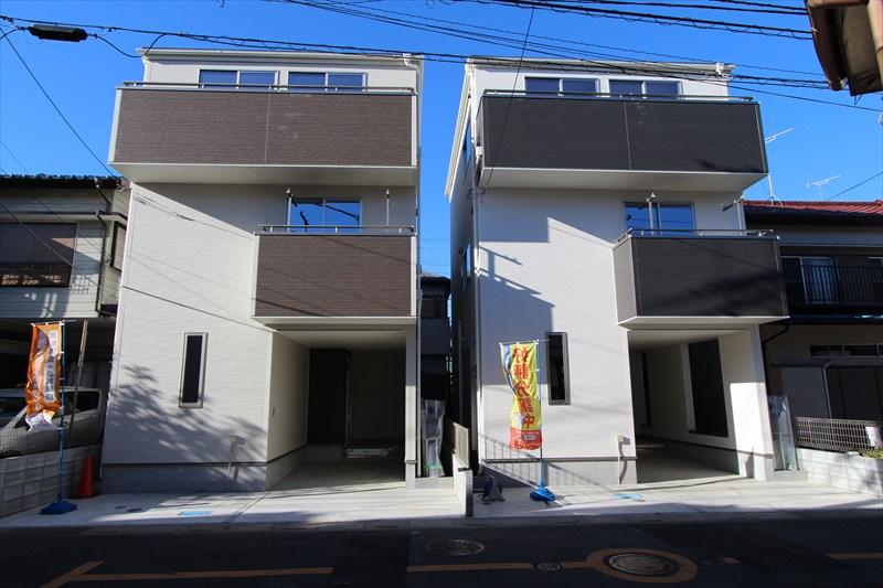 Local appearance photo. Local (10 May 2013) shooting right Building 2