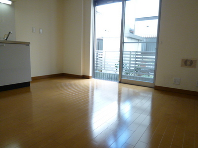 Living and room. Room 1