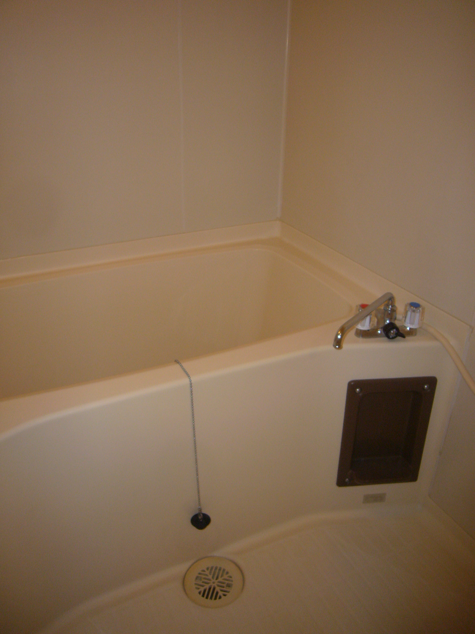 Bath. Other Room No.