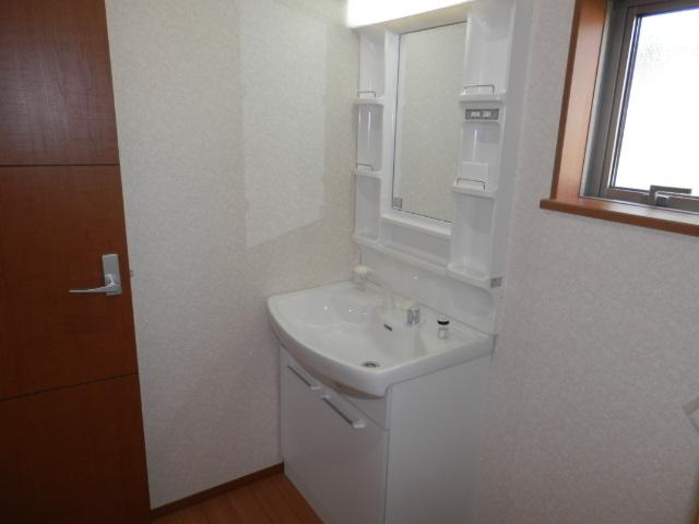 Same specifications photos (Other introspection). Same specifications