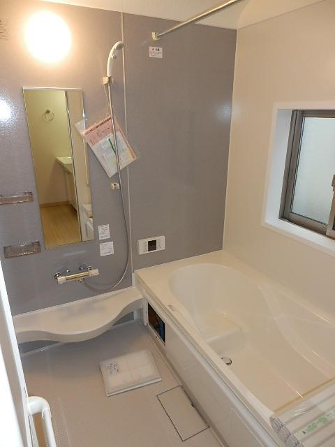 Same specifications photo (bathroom). Bathroom of the same specification