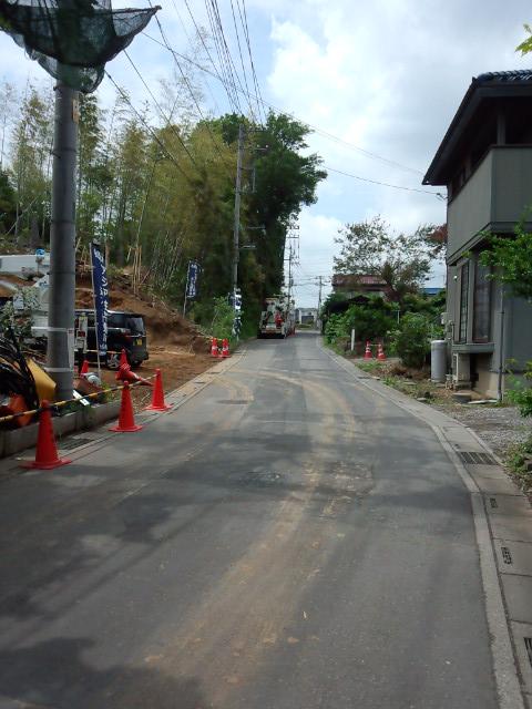 Local photos, including front road. Local (May 2013) Shooting