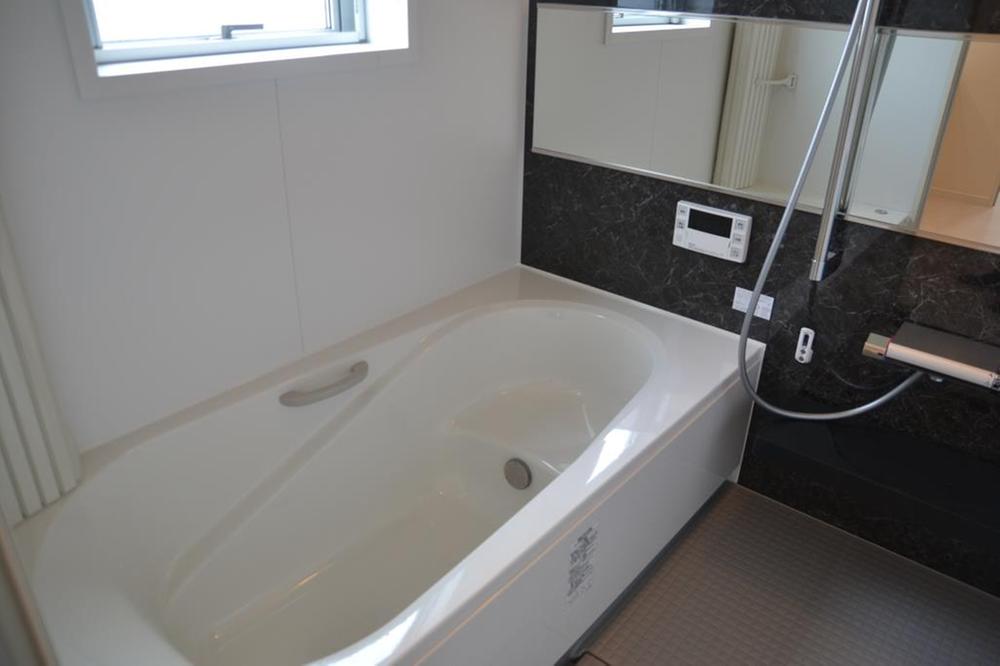 The entire compartment Figure. Reference: construction cases