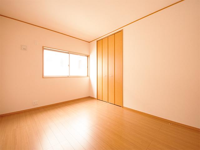 Non-living room. Indoor (10 May 2013) Shooting