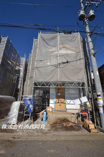 Local appearance photo. Local (10 May 2013) Shooting