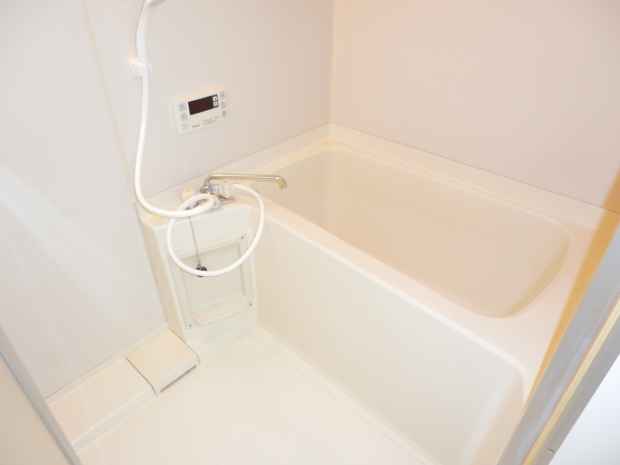 Bath. With reheating function.