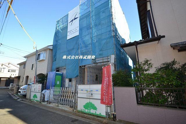 Local appearance photo. Local (10 May 2013) Shooting