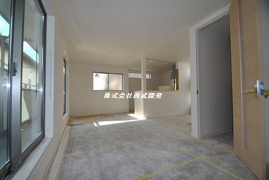 Living. Indoor (11 May 2013) Shooting