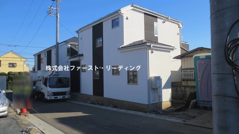 Local photos, including front road. Frontal road East 5.5m Appearance, including the development road 4.2m (12 May 13, 2013) Shooting