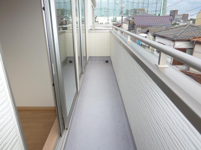 Balcony. Local (September 2013) Shooting